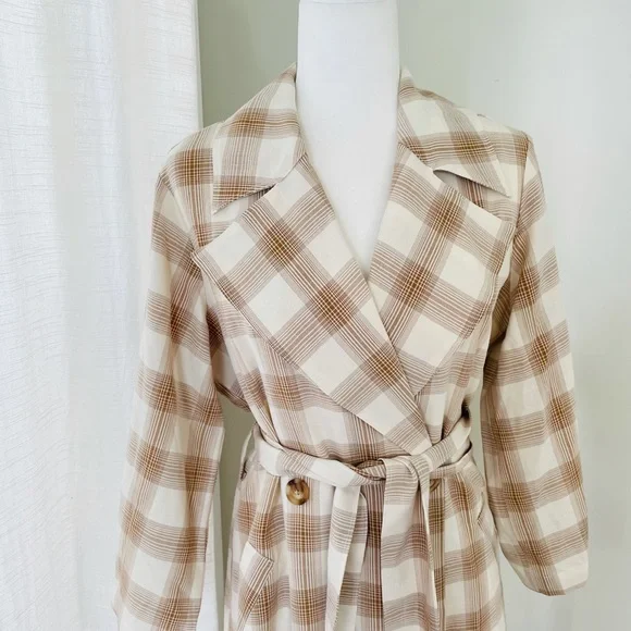 Cara Santana She Loves The Attention Plaid Trench - Picture 6 of 14